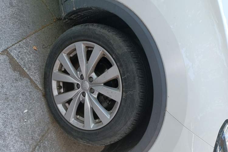 Used MG ZS 2020 180 DVVT Automatic Lite Right Front Wheel Hub