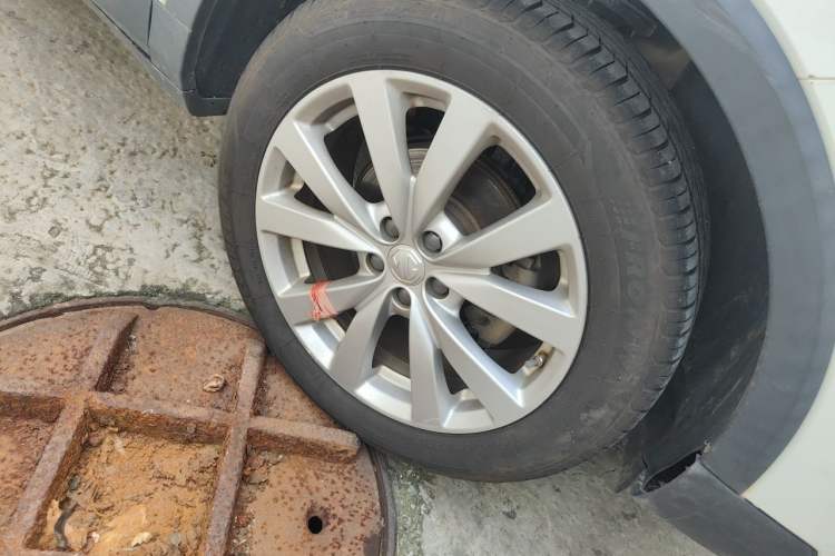Used MG ZS 2020 180 DVVT Manual Lite Right Front Wheel Hub