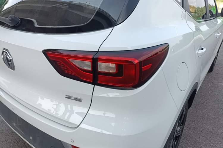 Used MG ZS 2020 Global Bestseller with 1.5L Engine Manual Transmission and a Massive 65-Inch Panoramic Sunroof Version Right Rear Taillight