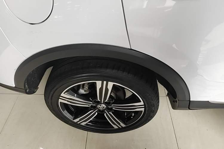 Used MG ZS 2020 Global Bestseller with 1.5L Engine Manual Transmission and a Massive 65-Inch Panoramic Sunroof Version Right Rear Wheel Hub