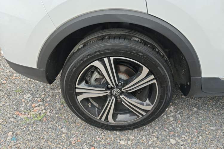 Used MG ZS 2020 180 DVVT Automatic Plus L2+ Right Rear Wheel Hub
