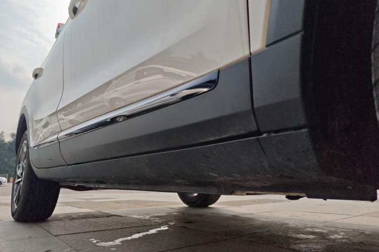 Used MG ZS 2020 260TGI Automatic Trophy Plus L2+ Right Side Sill
