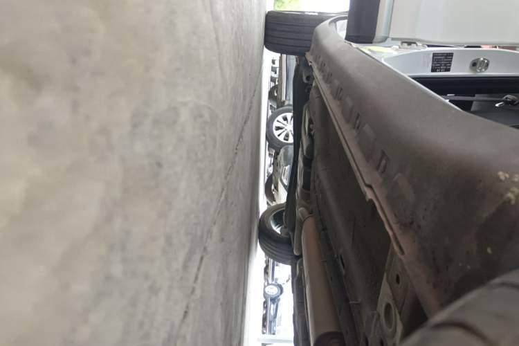 Used MG ZS 2020 Global Bestseller 1.5L Manual Comfort Edition Right Side Sill