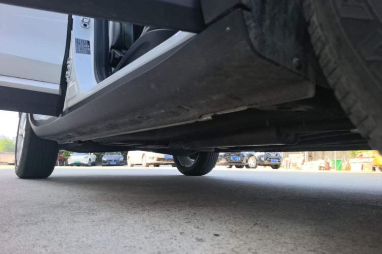 Used MG ZS 2020 180 DVVT Automatic UP Right Side Sill