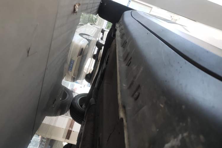 Used MG ZS 2020 Global Bestseller with 1.5L Engine Manual Transmission and a Massive 65-Inch Panoramic Sunroof Version Right Side Sill
