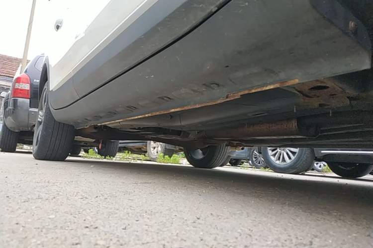 Used MG ZS 2020 Global Bestseller 1.5L Manual Comfort Edition Right Side Sill