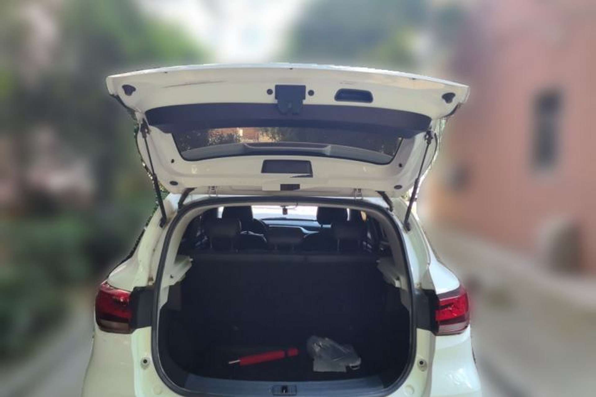 Used MG ZS 2020 180 DVVT Automatic Lite Trunk