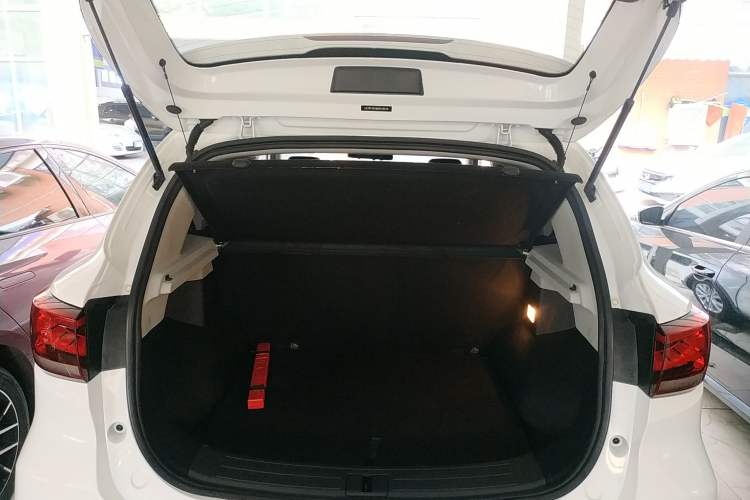 Used MG ZS 2020 180 DVVT Automatic UP Trunk