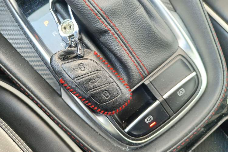 Used MG ZS 2020 180 DVVT Automatic Lite Vehicle Key