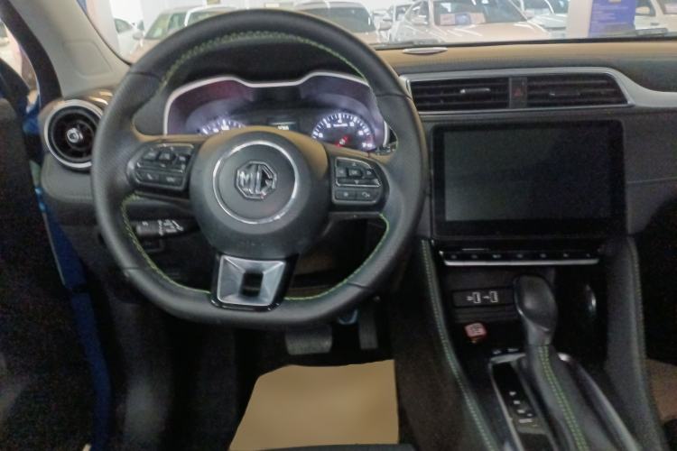 Used MG ZS 2022 180 DVVT Automatic Sport Edition Center Console