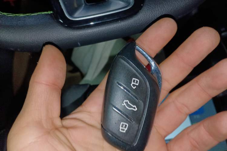 Used MG ZS 2022 180 DVVT Automatic Sport Edition Vehicle Key