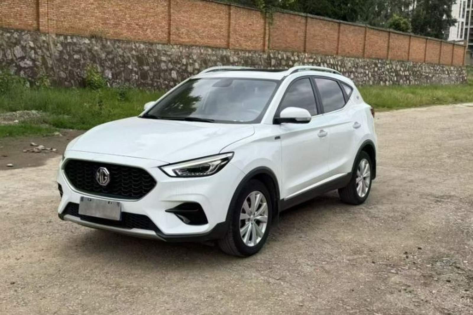 Фото MG с площадки