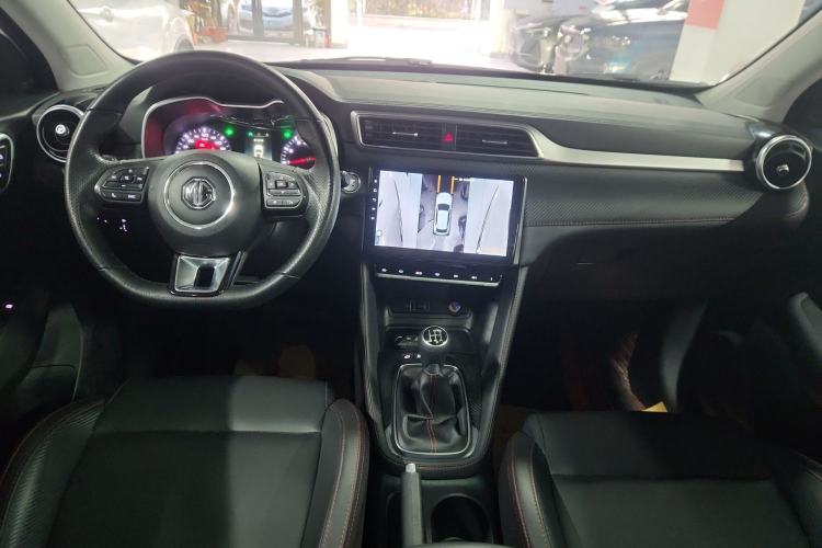 Used MG ZS 2022 180 DVVT Manual Global Million Edition 858 Center Console