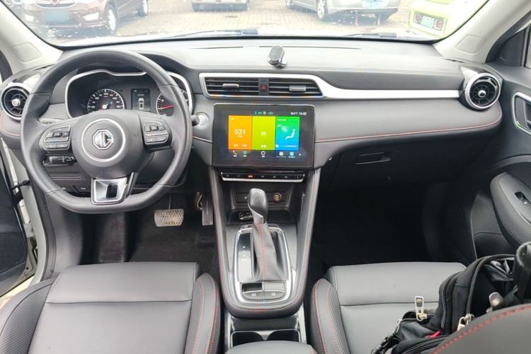 Used MG ZS 2022 180 DVVT Automatic Global Million-Unit 958 Edition Center Console