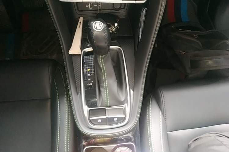Used MG ZS 2022 180 DVVT Automatic Sport Edition Gear Lever