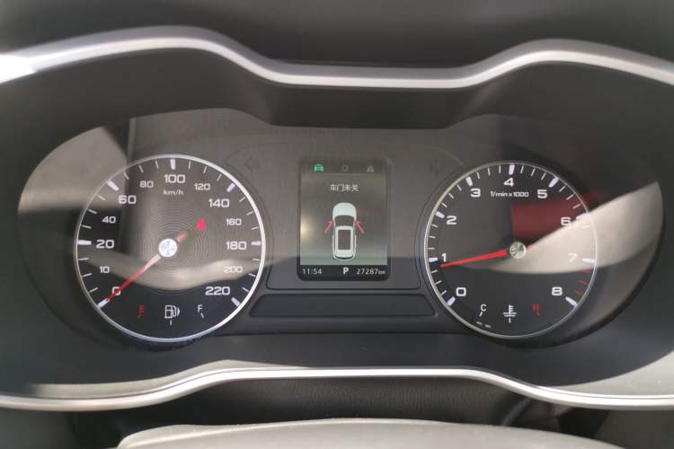 Used MG ZS 2022 180 DVVT Automatic Global Million-Unit 958 Edition Instrument Cluster