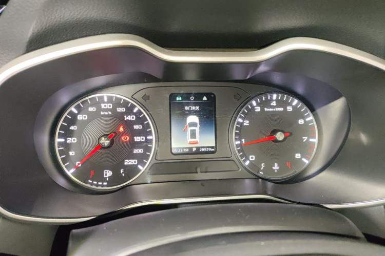 Used MG ZS 2022 180 DVVT Automatic Sport Edition Instrument Cluster