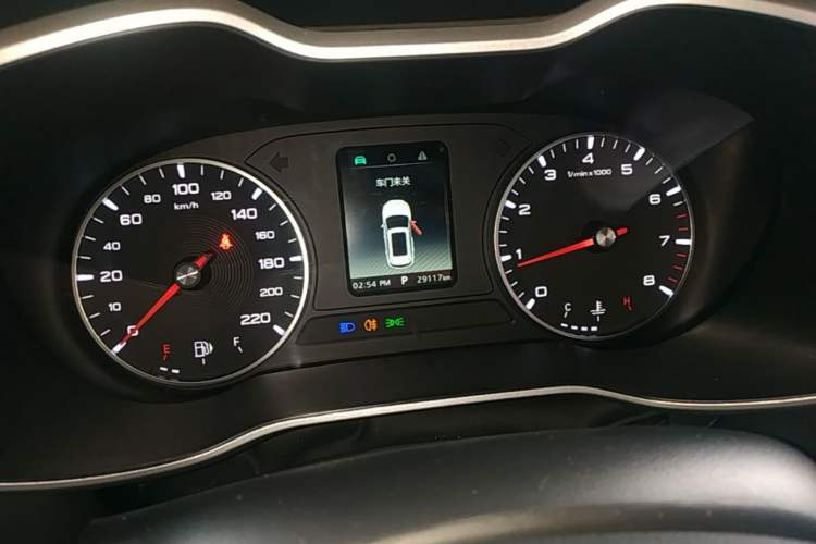 Used MG ZS 2022 180 DVVT Automatic Sport Edition Instrument Cluster