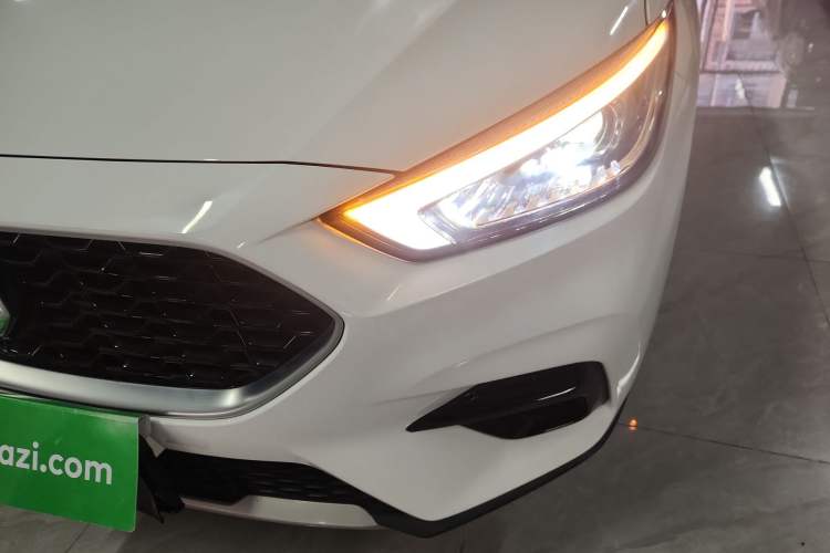 Used MG ZS 2022 180 DVVT Manual Global Million Edition 858 Left Front Headlight