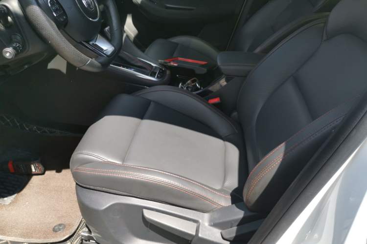 Used MG ZS 2022 180 DVVT Automatic Global Million-Unit 958 Edition Left Front Seat
