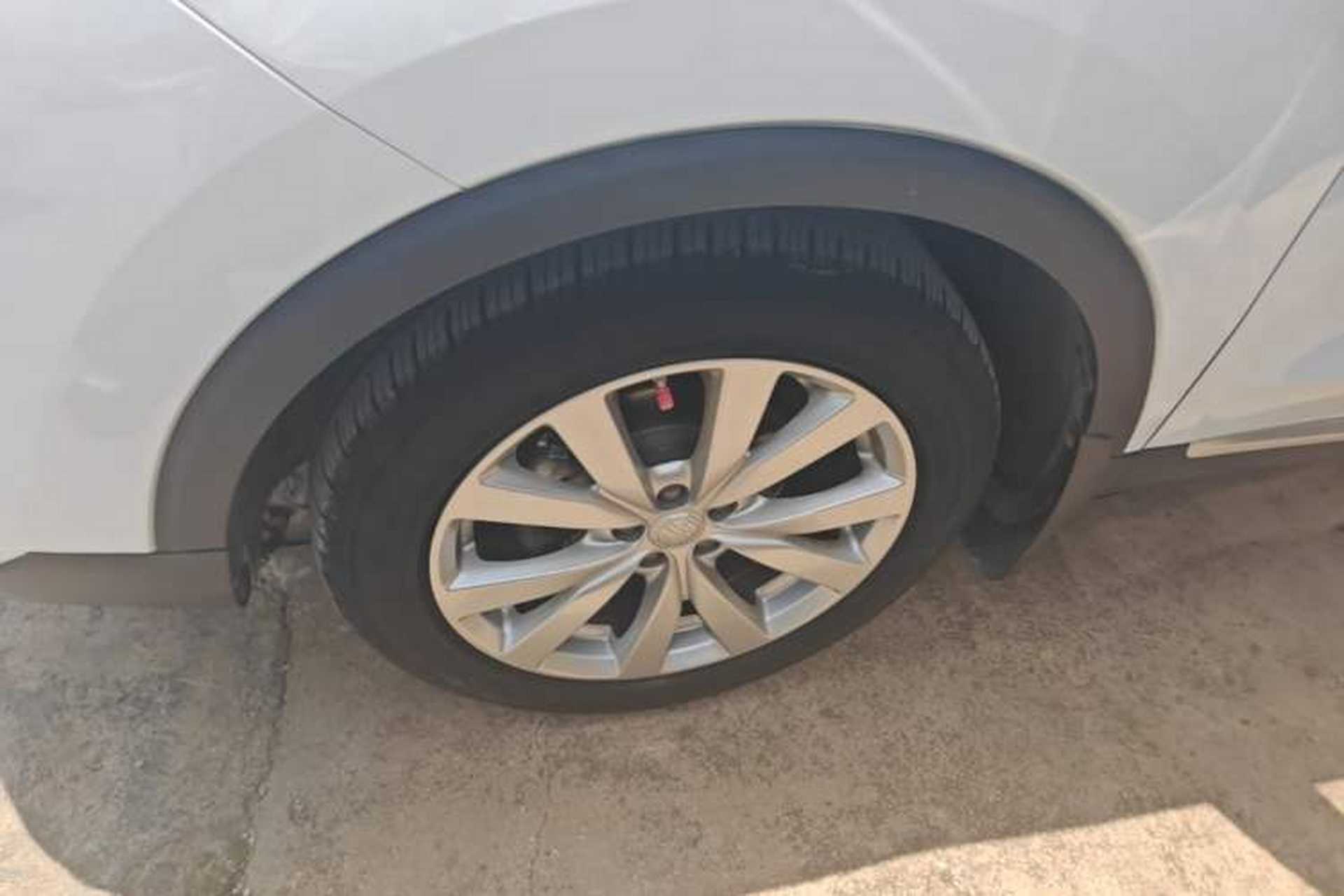 Used MG ZS 2022 180 DVVT Manual Global Million Edition 858 Left Front Wheel Hub