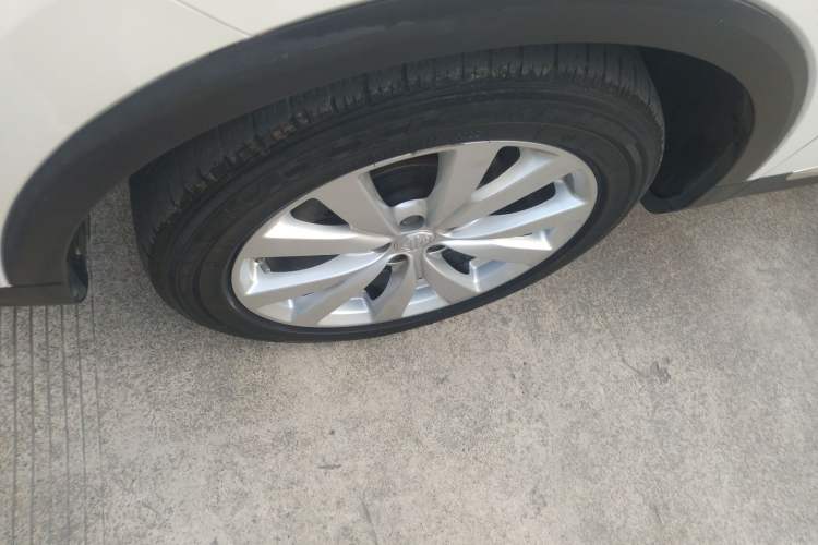 Used MG ZS 2022 180 DVVT Automatic Global Million-Unit 958 Edition Left Front Wheel Hub