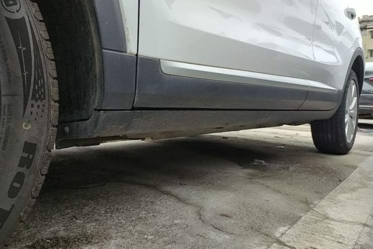 Used MG ZS 2022 180 DVVT Automatic Global Million-Unit 958 Edition Left Side Sill