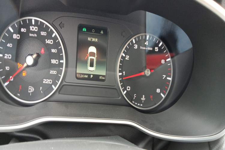 Used MG ZS 2022 180 DVVT Automatic Sport Edition Odometer Close Up