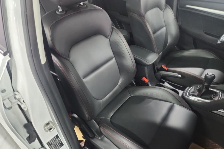 Used MG ZS 2022 180 DVVT Manual Global Million Edition 858 Right Front Seat