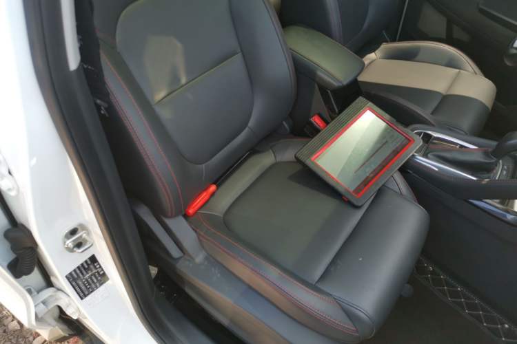 Used MG ZS 2022 180 DVVT Automatic Global Million-Unit 958 Edition Right Front Seat