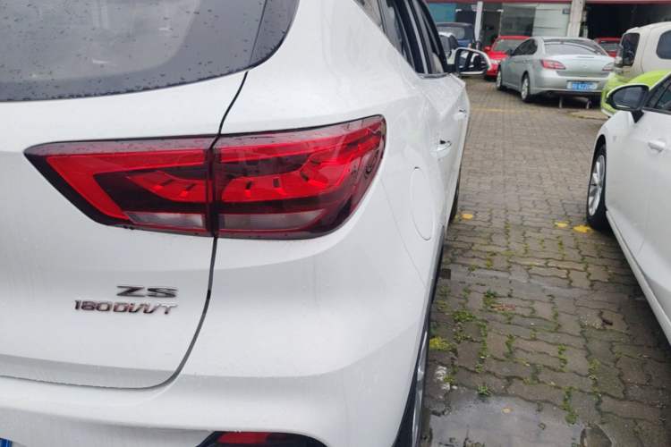 Used MG ZS 2022 180 DVVT Automatic Global Million-Unit 958 Edition Right Rear Taillight