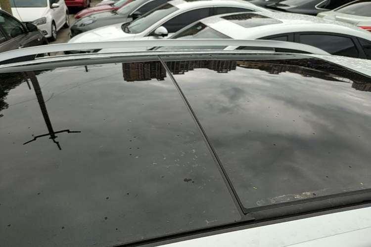 Used MG ZS 2022 180 DVVT Automatic Global Million-Unit 958 Edition Roof