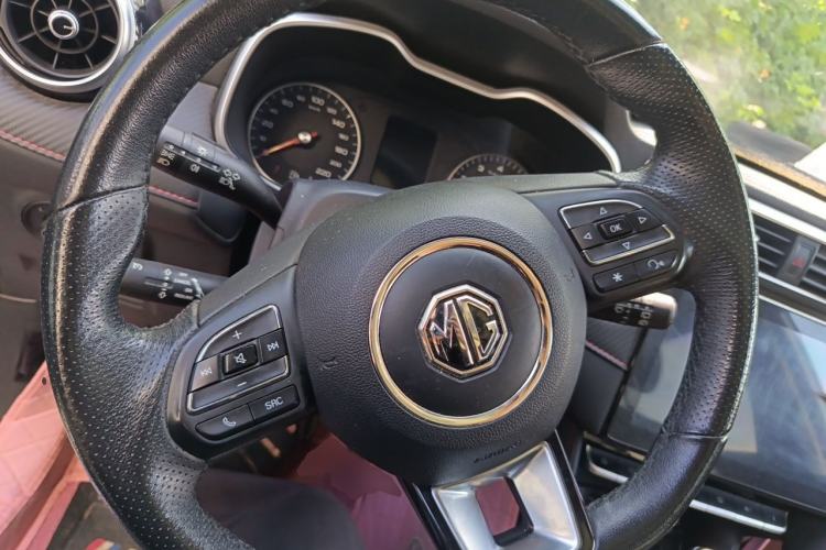 Used MG ZS 2022 180 DVVT Automatic Global Million-Unit 958 Edition Steering Wheel