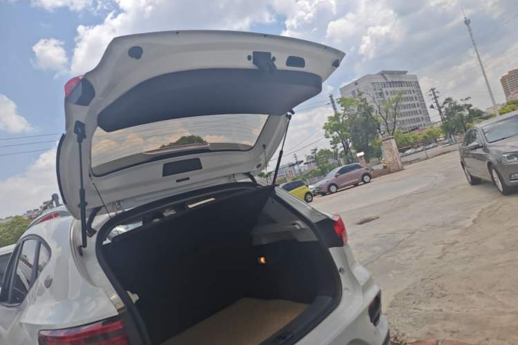 Used MG ZS 2022 180 DVVT Manual Global Million Edition 858 Trunk