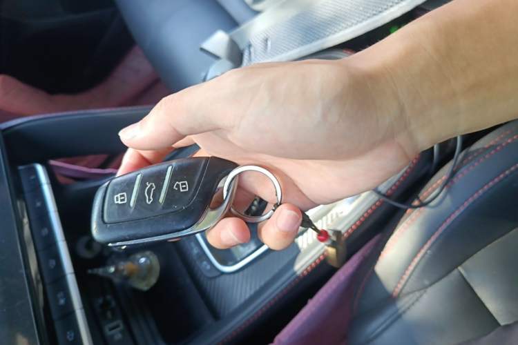 Used MG ZS 2022 180 DVVT Automatic Global Million-Unit 958 Edition Vehicle Key