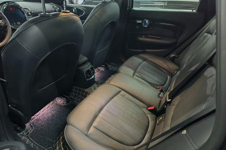Used MINI Clubman 2021 2.0T COOPER S Interior 5