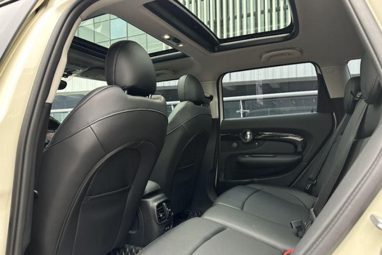 Used MINI Clubman 2023 Refresh 1.5T COOPER Connoisseur Interior 3
