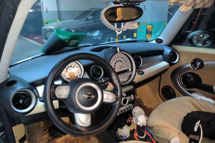 Used MINI Clubman 2007 1.6L COOPER Excitement Center Console