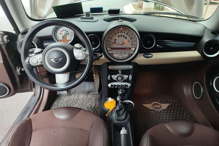 Used MINI Clubman 2007 1.6L COOPER Fun Center Console