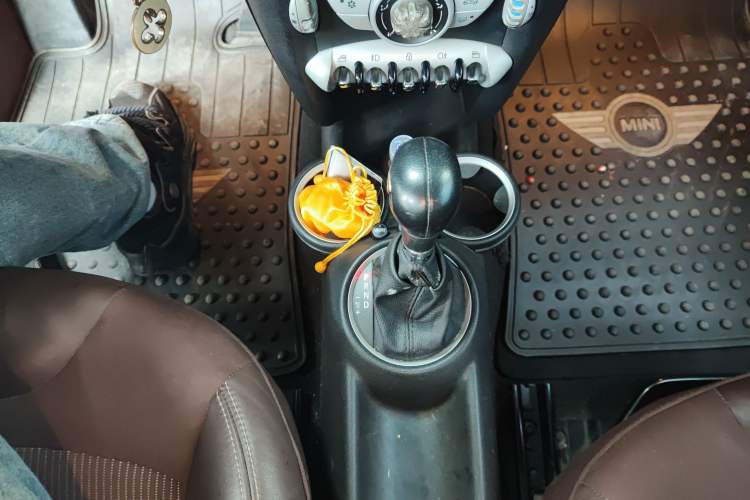 Used MINI Clubman 2007 1.6L COOPER Fun Gear Lever