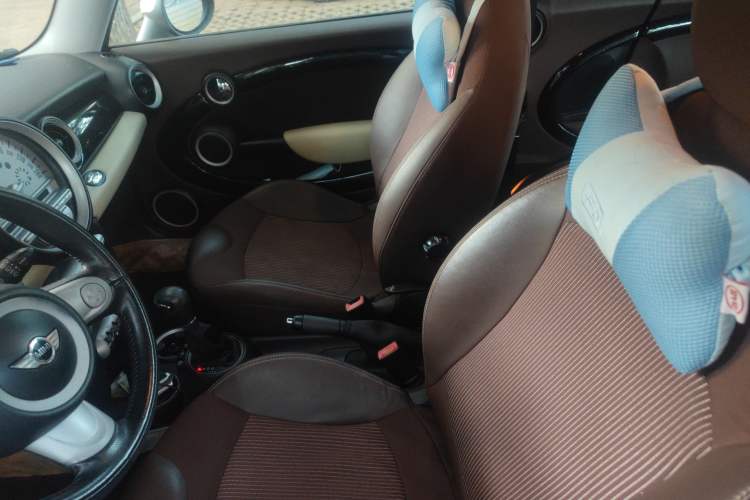 Used MINI Clubman 2007 1.6L COOPER Fun Left Front Seat