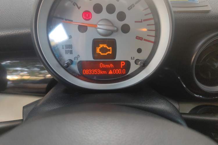 Used MINI Clubman 2007 1.6L COOPER Fun Odometer Close Up