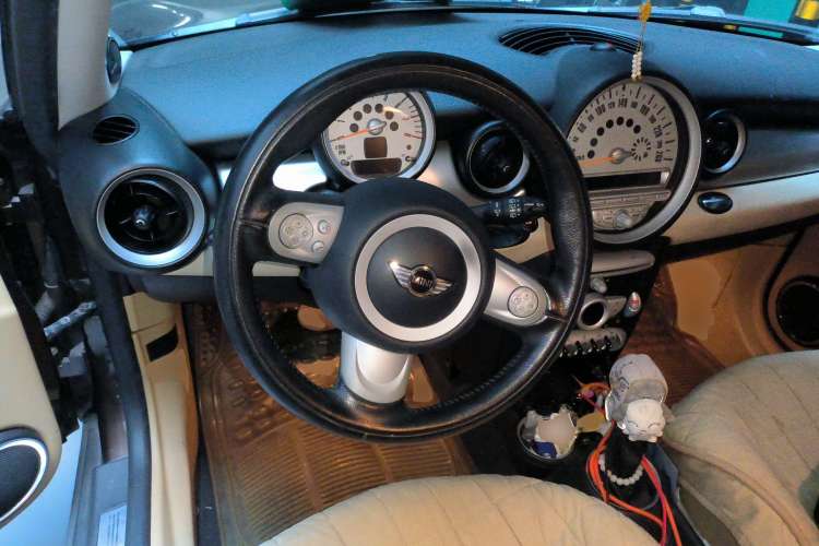 Used MINI Clubman 2007 1.6L COOPER Excitement Steering Wheel