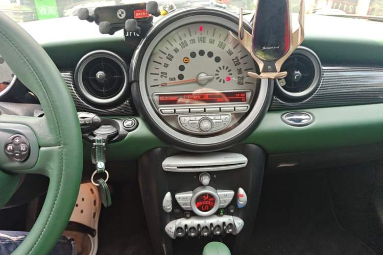 Used MINI Clubman 2007 1.6L COOPER Excitement Audio And AC Panel