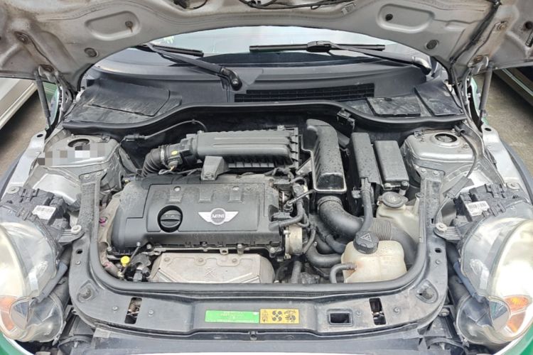 Used MINI Clubman 2007 1.6L COOPER Excitement Engine Bay