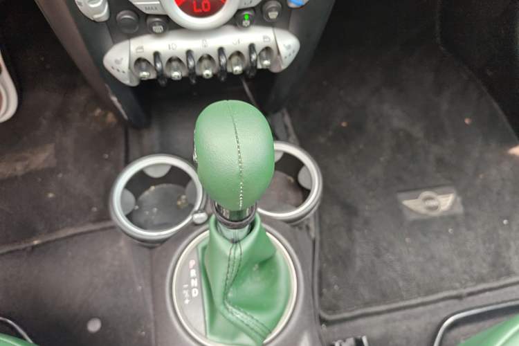 Used MINI Clubman 2007 1.6L COOPER Excitement Gear Lever