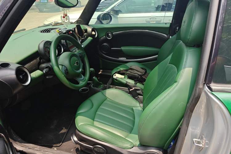 Used MINI Clubman 2007 1.6L COOPER Excitement Left Front Seat
