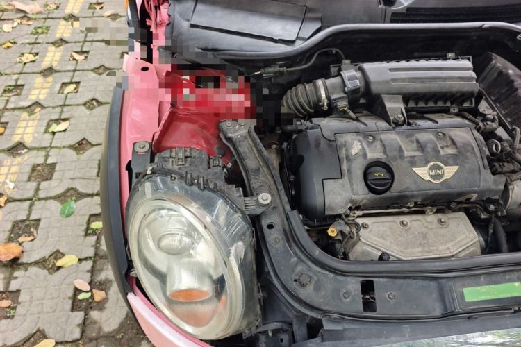 Used MINI Clubman 2007 1.6L COOPER Fun Engine Bay Right