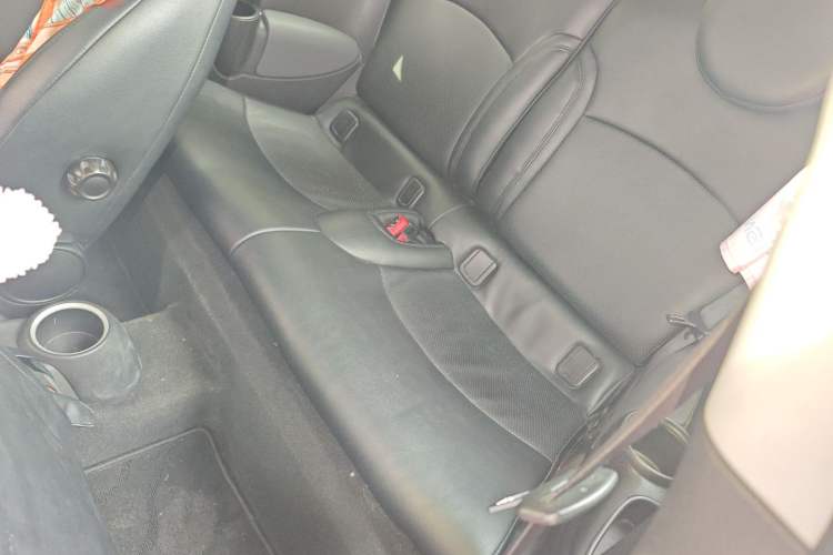 Used MINI Clubman 2007 1.6L COOPER Fun Left Rear Seat