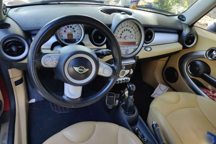 Used MINI Clubman 2007 1.6L COOPER Excitement Center Console